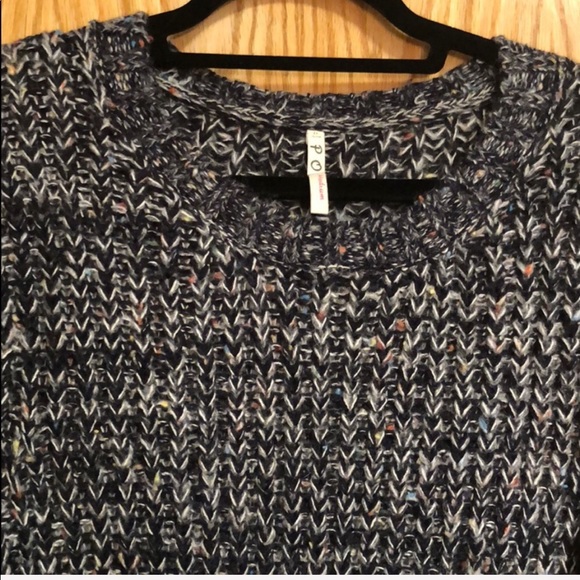 Tobi Paula Pullover Sweater - Picture 3 of 4